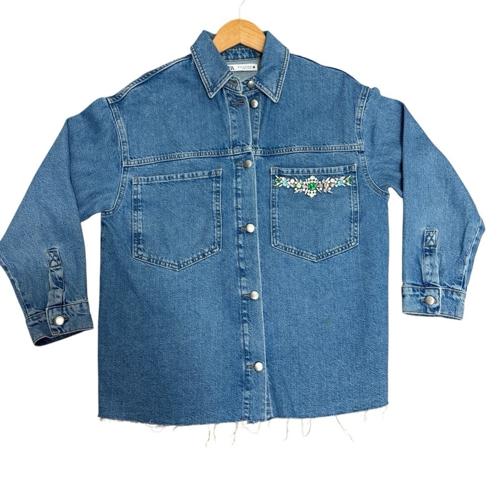 Zara Jean Jacket Rhinestones Raw Hem Streetwear Size Small Feminine Chic - Picture 9 of 15